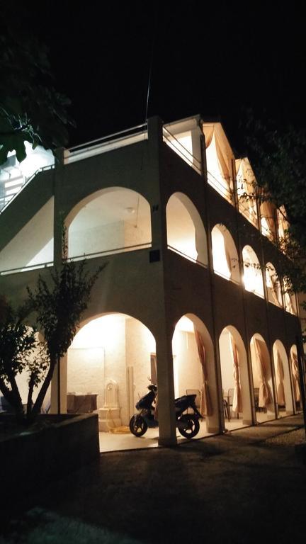 Kilic Apartments トロギール エクステリア 写真